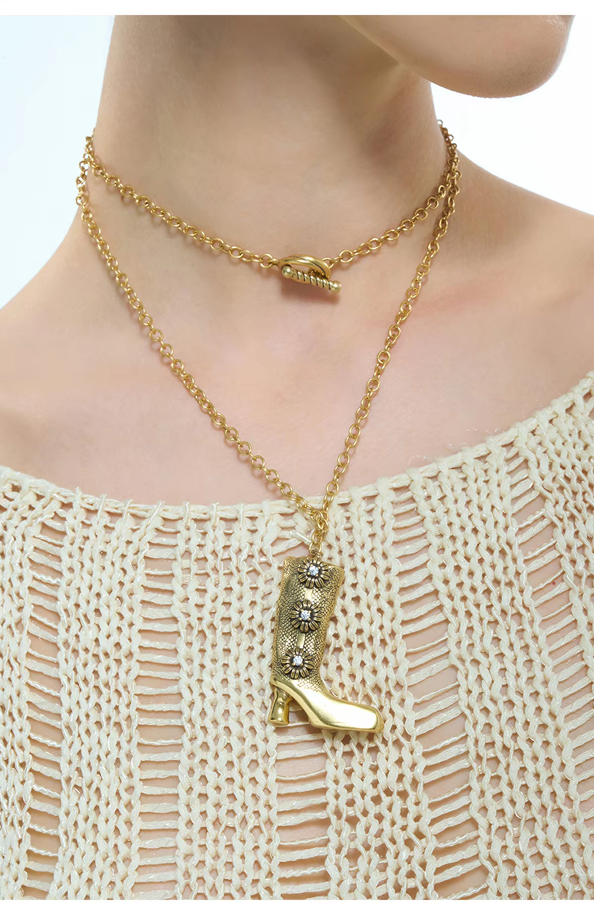Vintage Boot Flower Necklace