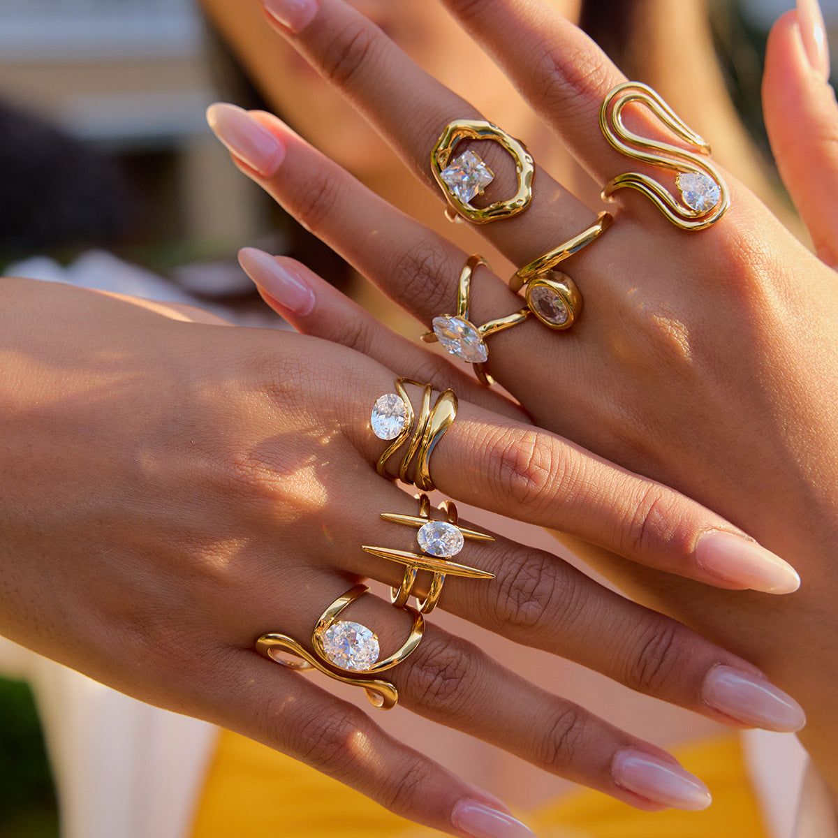 Organic Fluid Crystal Line Ring