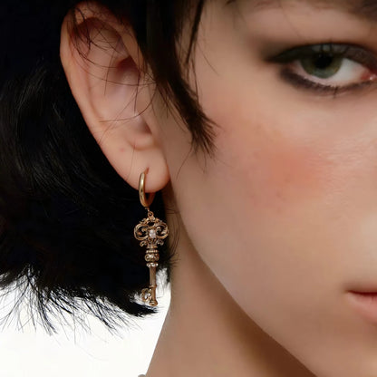 Vintage Heart / Key Earrings