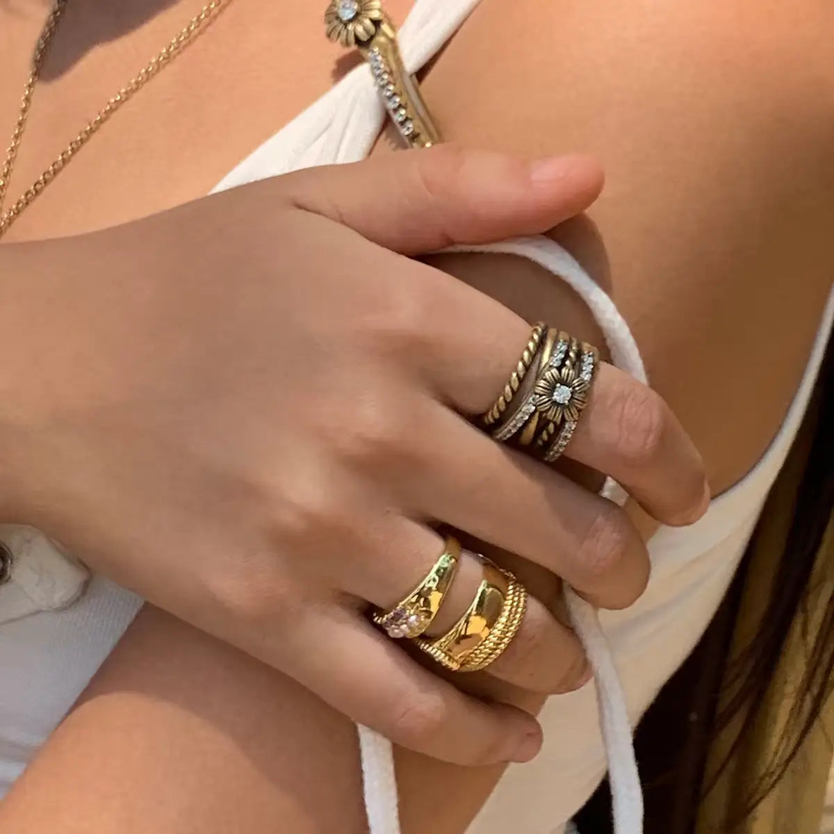 Vintage Daisy Multi-Layer Ring