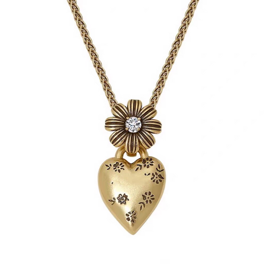 Vintage Daisy Heart Pendant Necklace